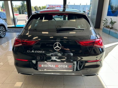 Mercedes-Benz CLA Shooting Brake 200 d Automatic 4Matic Shooting Brake Sport (2)