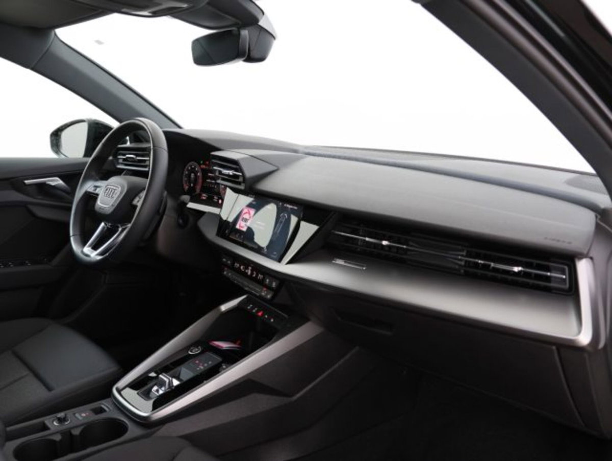 Audi A3 Sportback 30 TFSI S tronic Business Advanced (12)