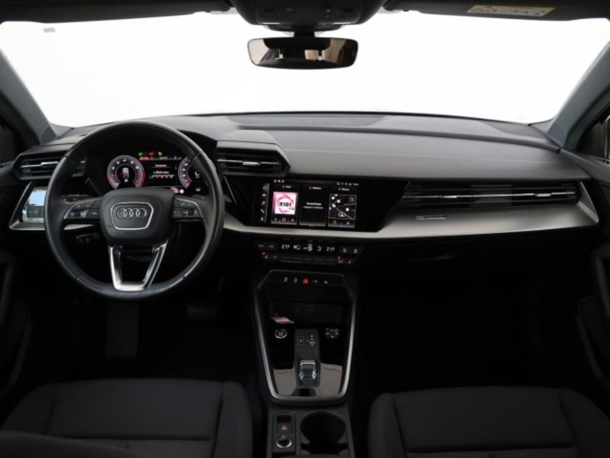Audi A3 Sportback 30 TFSI S tronic Business Advanced (13)