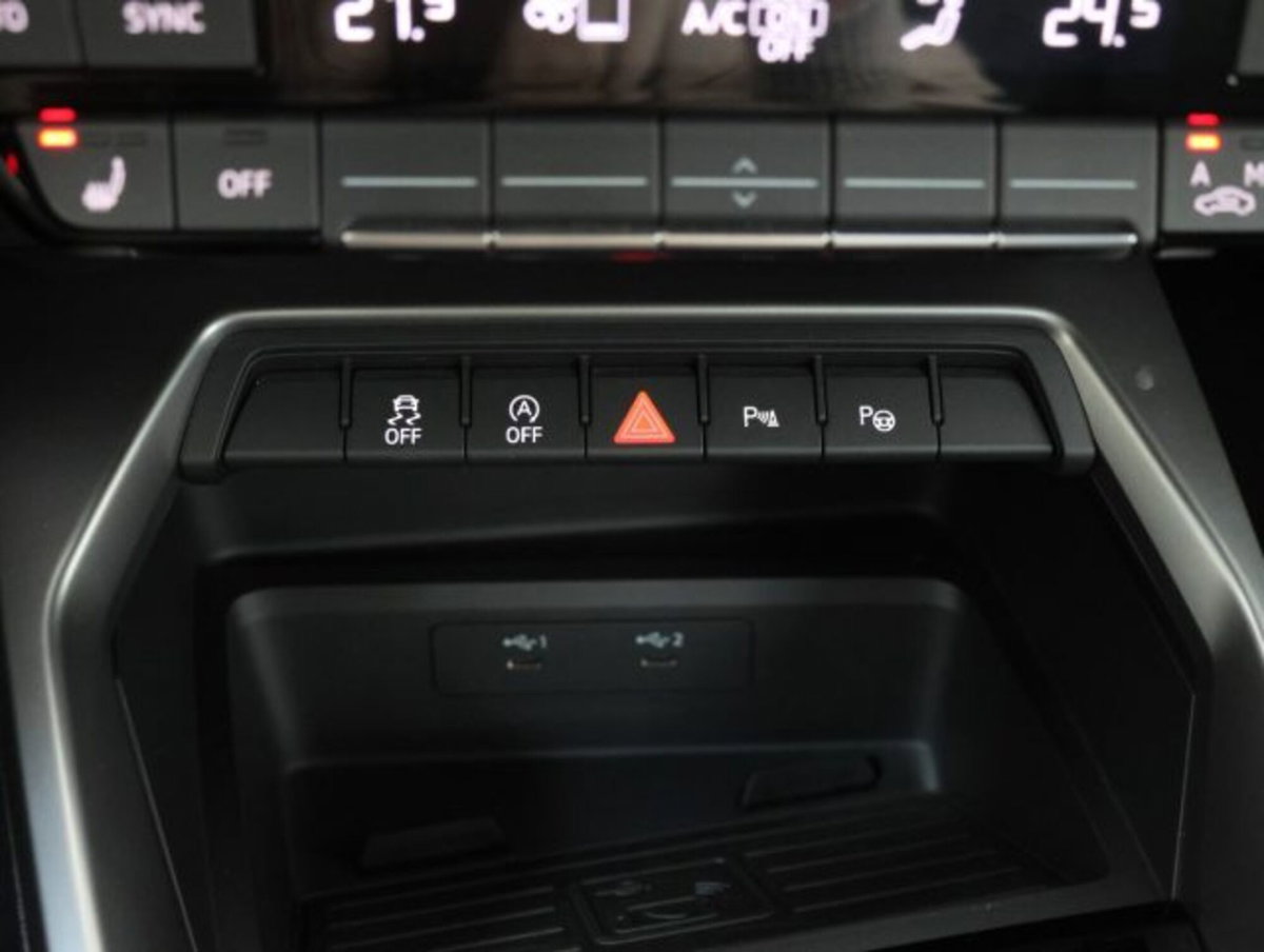 Audi A3 Sportback 30 TFSI S tronic Business Advanced (20)