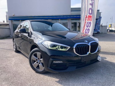 BMW Serie 1 116d 2.0 116CV cat 5 porte Attiva DPF (5)