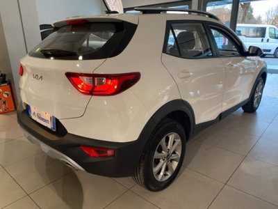 Kia Stonic 1.2 DPI Urban (4)