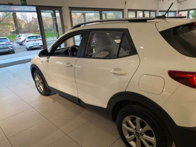 Kia Stonic 1.2 DPI Urban (6)