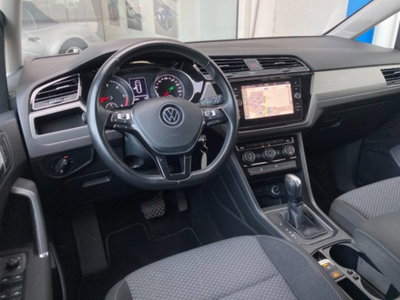 Volkswagen Touran 2.0 tdi Business dsg (10)