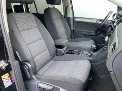 Volkswagen Touran 2.0 tdi Business dsg (15)