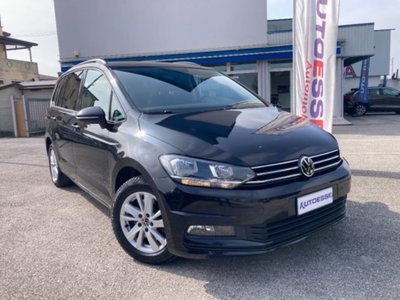 Volkswagen Touran 2.0 tdi Business dsg (5)