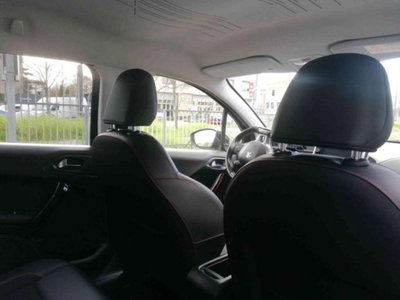 Peugeot 2008 100 GT Line (20)