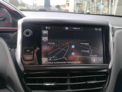 Peugeot 2008 100 GT Line (9)