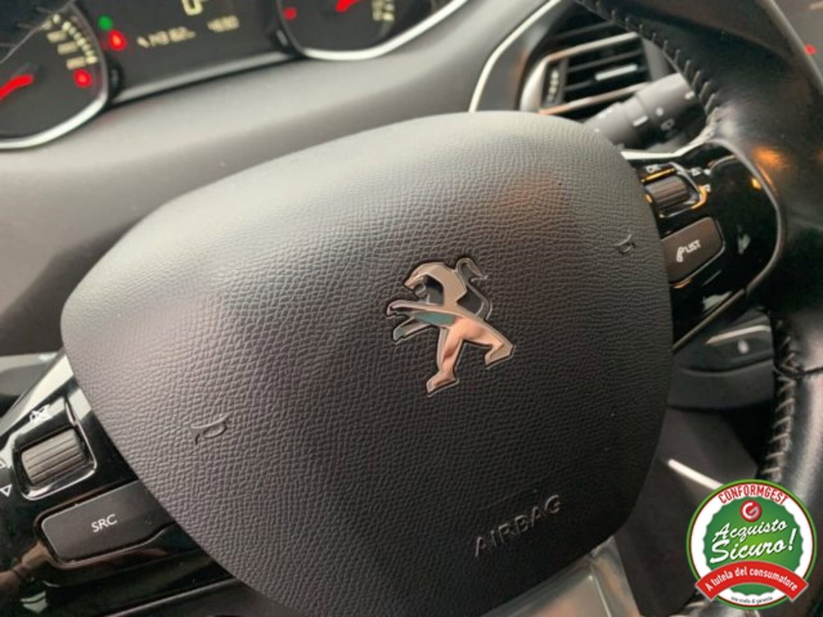 Peugeot 308 SW BlueHDi 150 S&S EAT6 Allure (20)