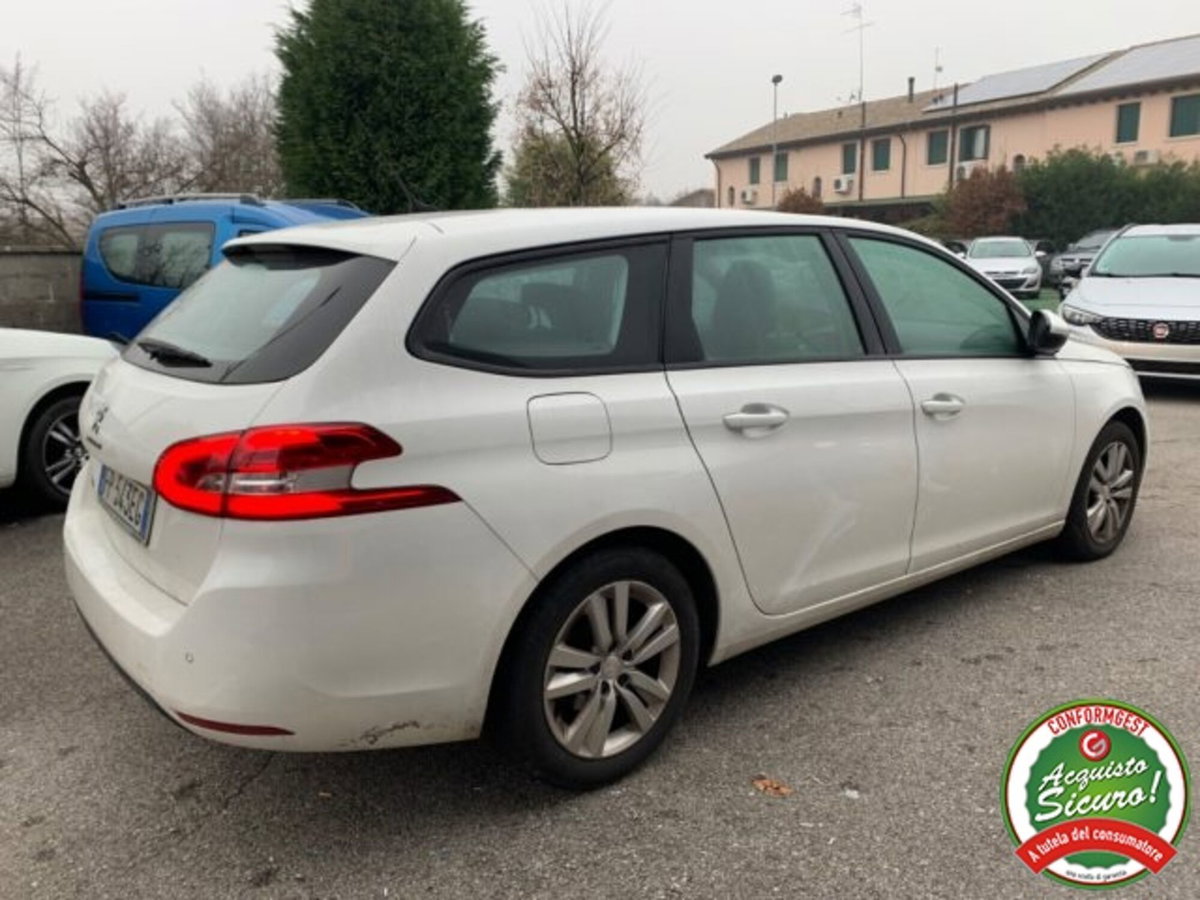 Peugeot 308 SW BlueHDi 150 S&S EAT6 Allure (5)