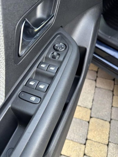 Citroen C4 1.5 bluehdi Max s&s 130cv eat8 (20)