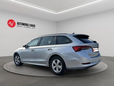 Skoda Octavia Station Wagon 2.0 TDI EVO SCR DSG Wagon Executive (3)