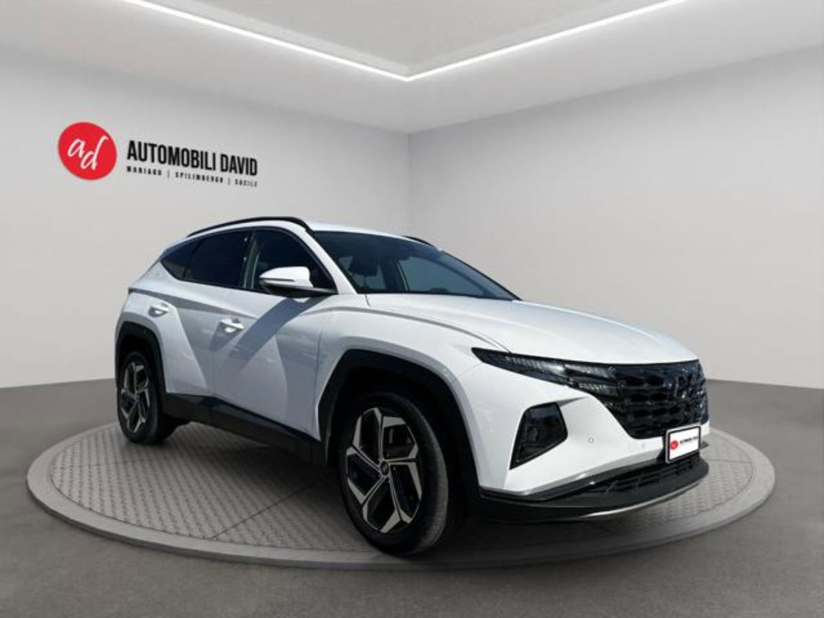 Hyundai Tucson 1.6 hev Xline 4wd auto (2)