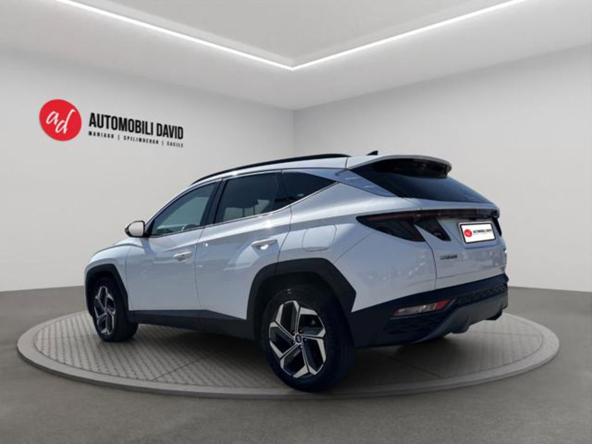 Hyundai Tucson 1.6 hev Xline 4wd auto (3)