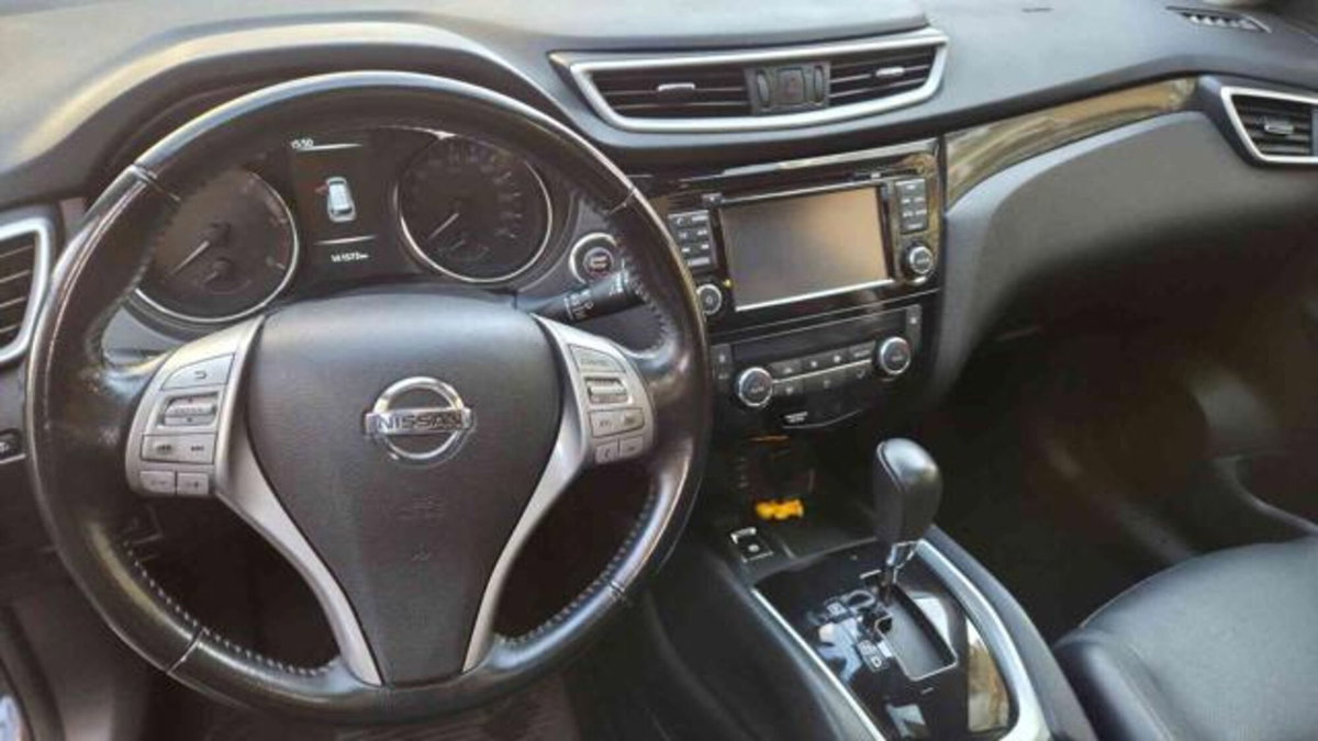 Nissan X-Trail 2.0 dCi 150CV LX (8)