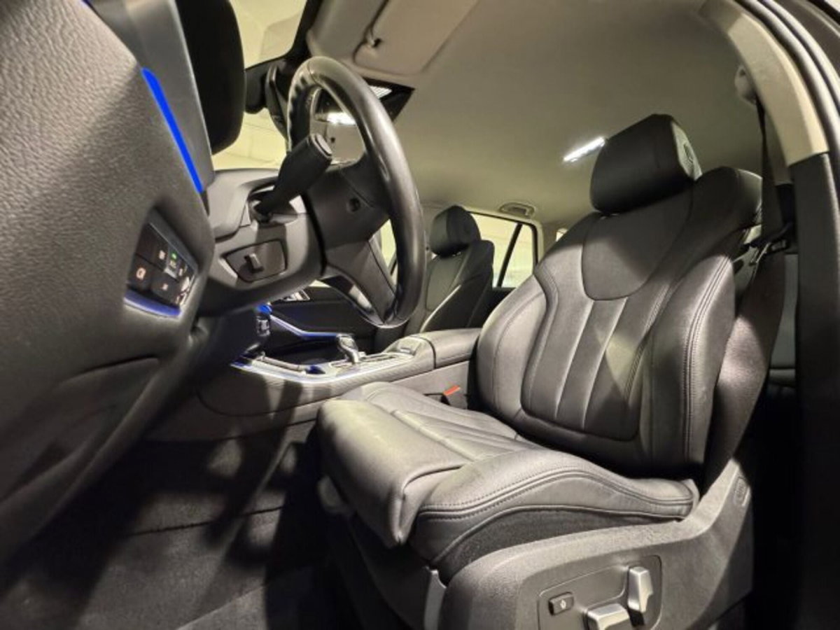 BMW X5 xDrive25d (12)