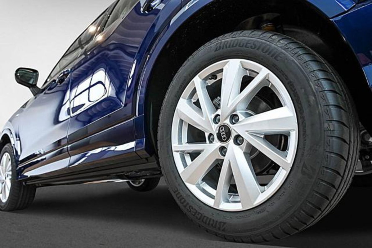 Audi Q2 Q2 35 TDI quattro S tronic S line Edition (5)