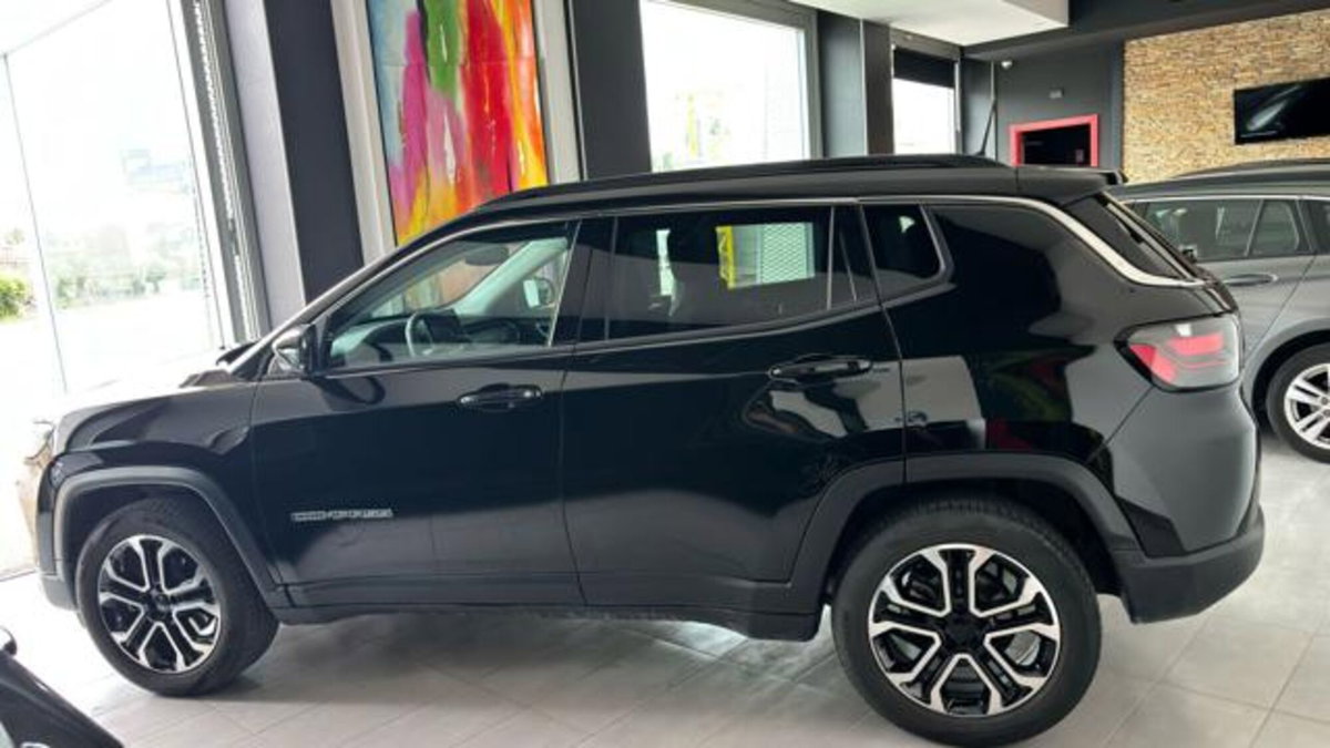 Jeep Compass 1.5 Turbo T4 130CV MHEV 2WD Limited (5)
