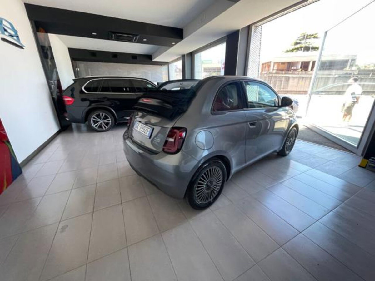 Fiat 500 Cabrio Icon Cabrio 42 kWh (8)