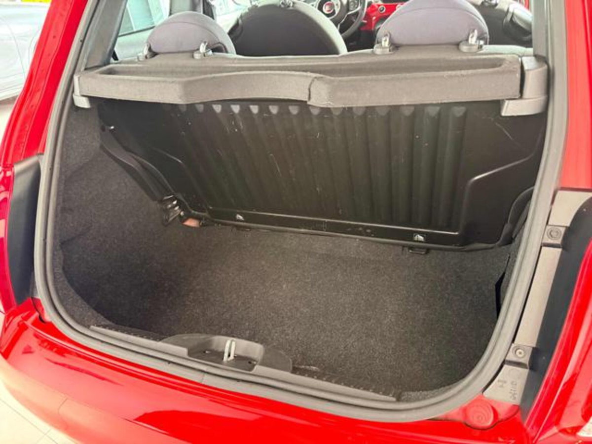 Fiat 500 1.0 Hybrid Red (5)