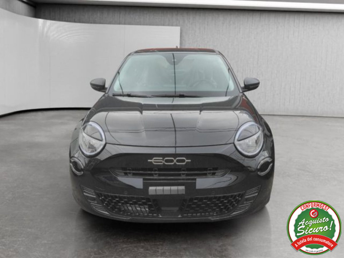 Fiat 600 1.2 hybrid Pop 110cv auto (2)