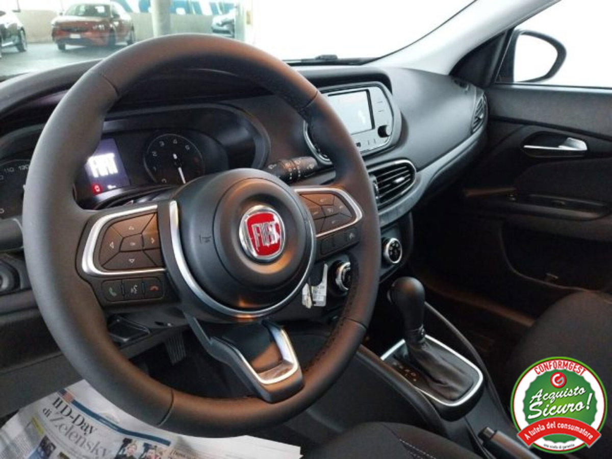 Fiat Tipo Tipo 5p 1.5 t4 hybrid Cross 130cv dct (9)