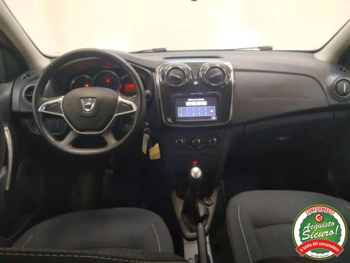 Dacia Sandero 1.5 dCi 8V 75CV Lauréate N1 (9)