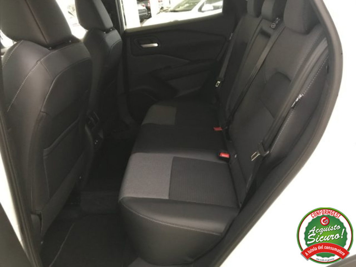 Nissan Qashqai 1.3 mhev N-Connecta 4wd 158cv xtronic (16)