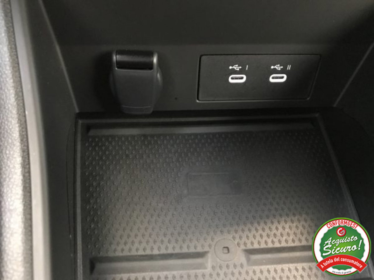 Renault Captur TCe 90 CV Techno (16)