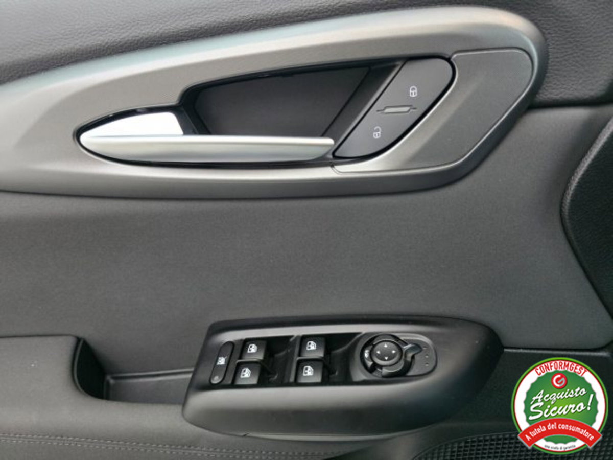 Alfa Romeo Tonale 1.3 phev Ti Q4 270cv at6 (20)