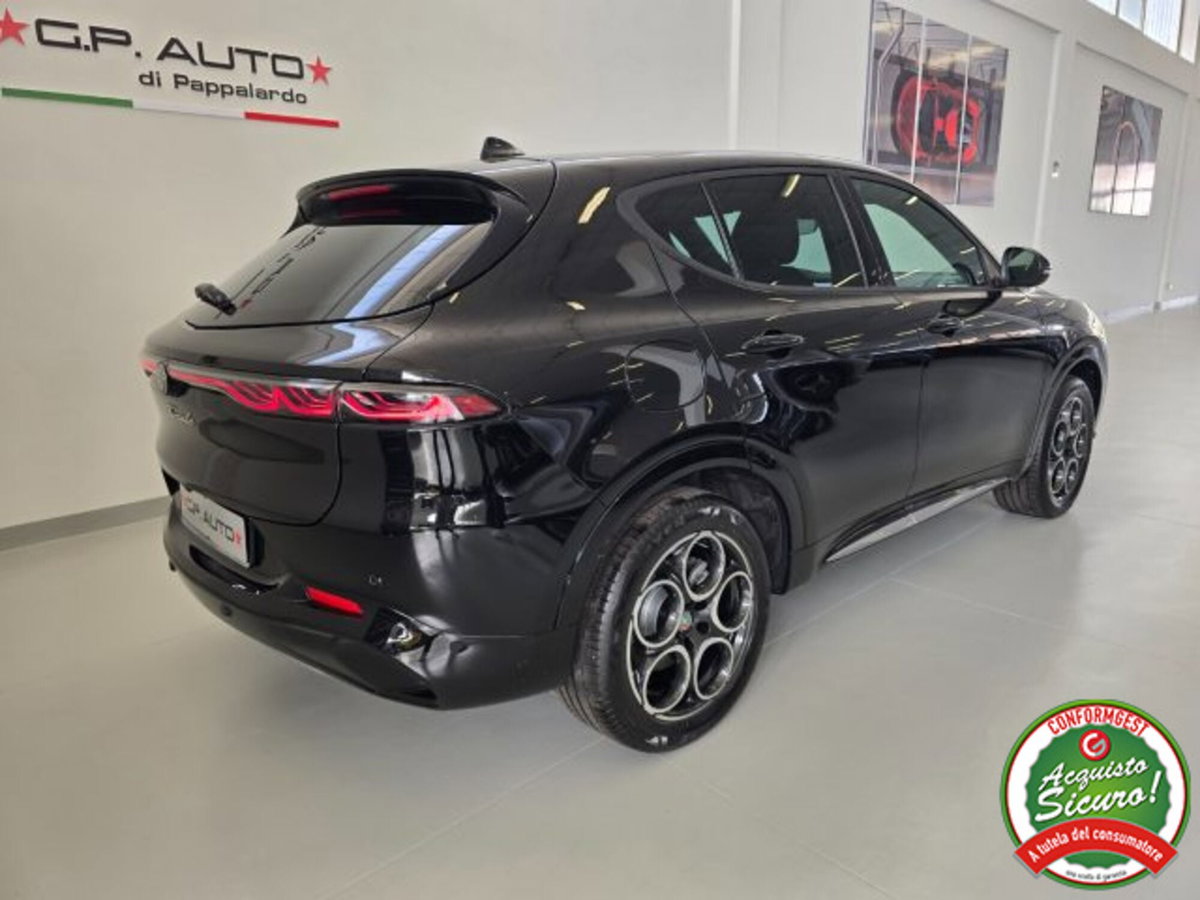 Alfa Romeo Tonale 1.3 phev Ti Q4 270cv at6 (4)