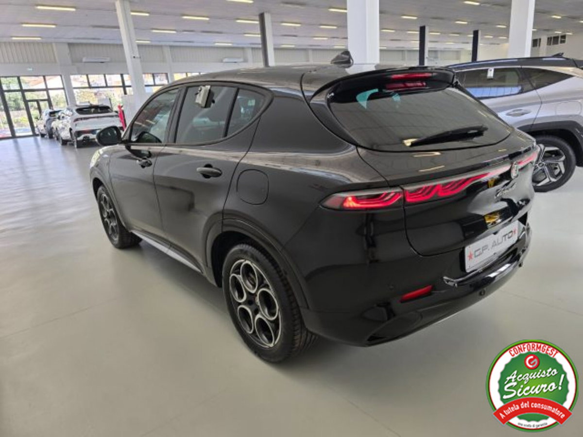 Alfa Romeo Tonale 1.3 phev Ti Q4 270cv at6 (5)