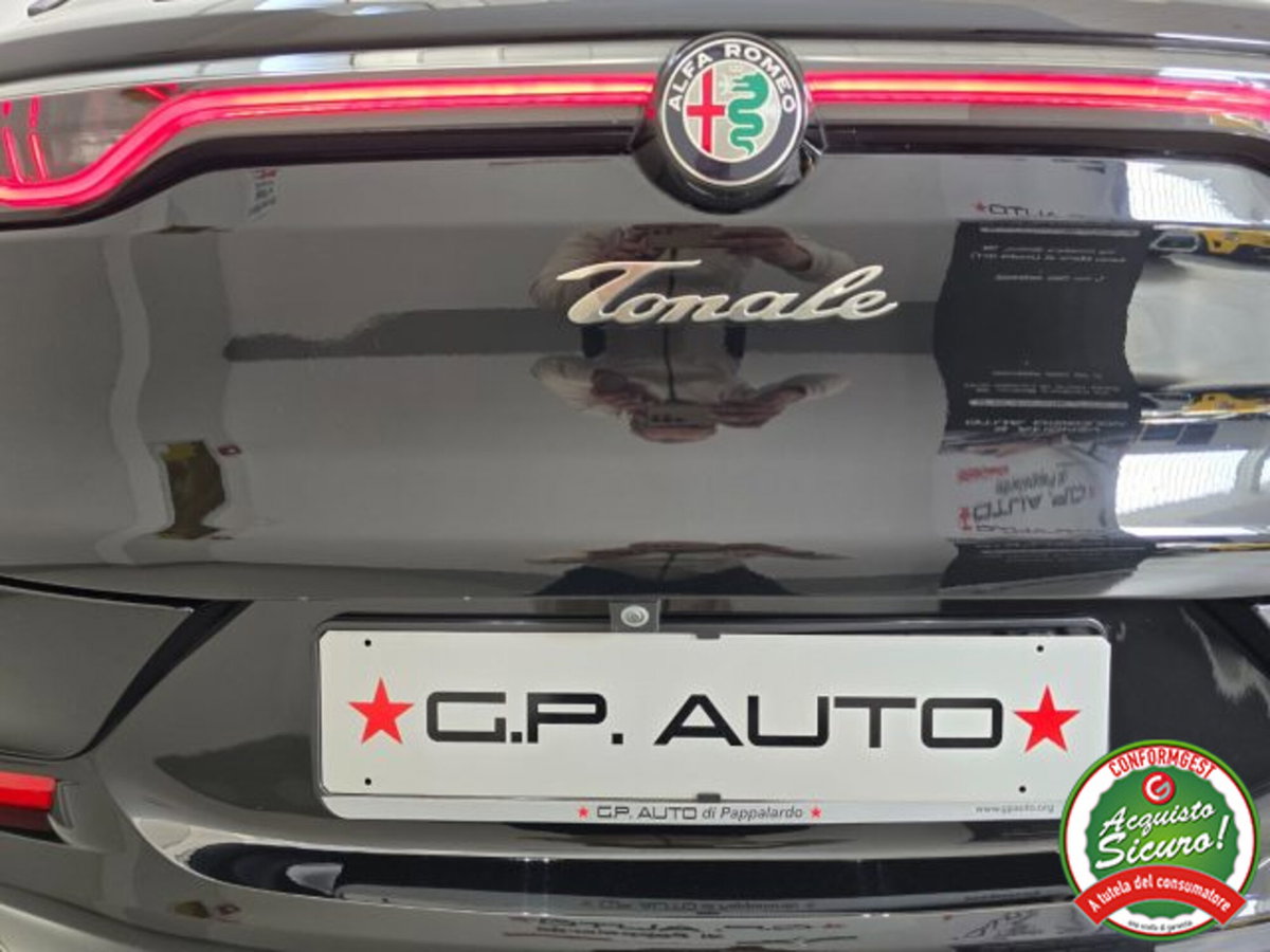 Alfa Romeo Tonale 1.3 phev Ti Q4 270cv at6 (8)
