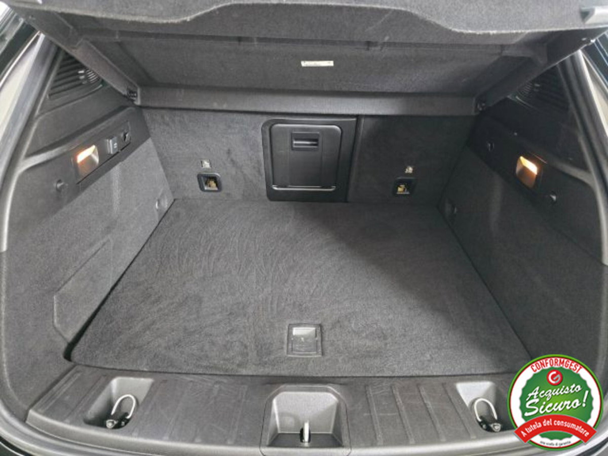 Alfa Romeo Tonale 1.3 phev Ti Q4 270cv at6 (9)