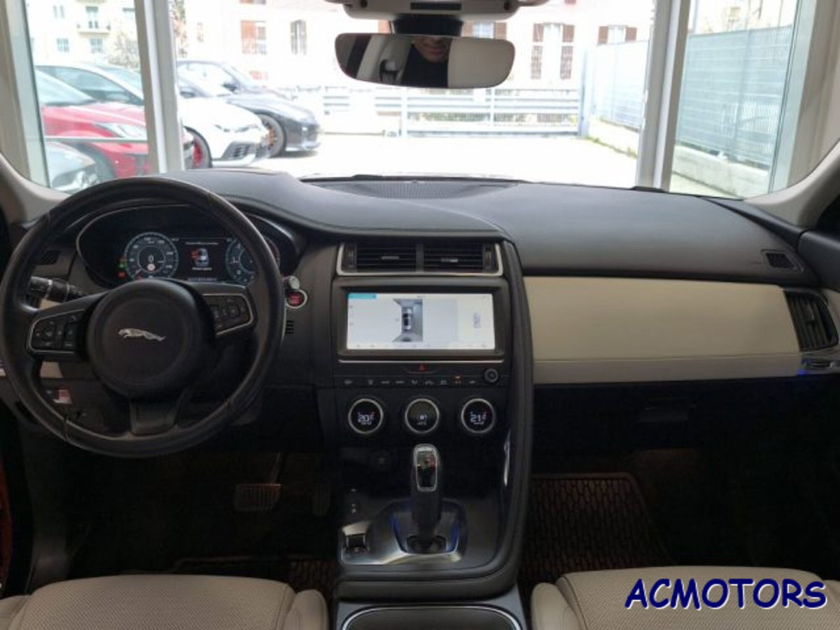 Jaguar E-Pace 2.0 249 CV AWD aut. HSE (11)
