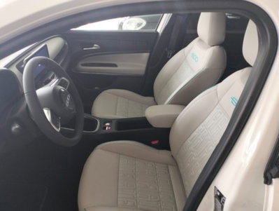 Fiat 600 1.2 hybrid La Prima 145cv auto (8)