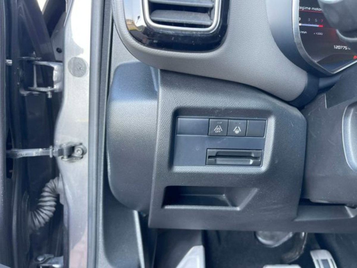 Citroen C5 Aircross Aircross BlueHDi 130 S&S EAT8 Shine Pack (16)