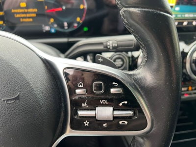 Mercedes-Benz GLA SUV 180 d Automatic Sport Plus (17)