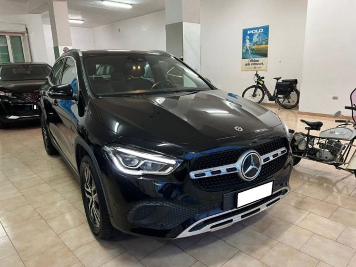 Mercedes-Benz GLA SUV 180 d Automatic Sport Plus (3)