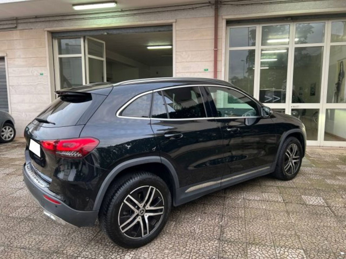 Mercedes-Benz GLA SUV 180 d Automatic Sport Plus (6)