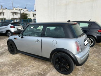 MINI Mini 1.4 tdi One D (7)