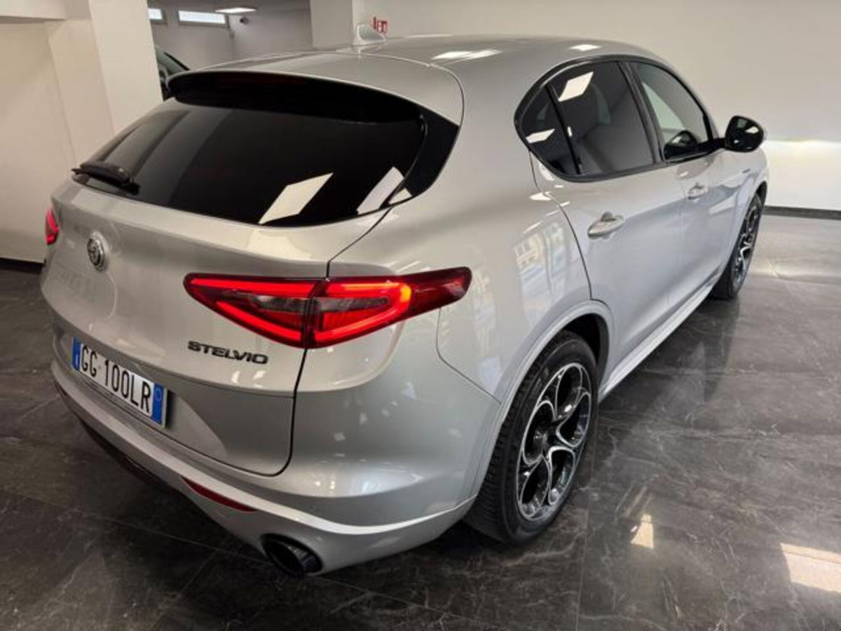 Alfa Romeo Stelvio Stelvio 2.2 Turbodiesel 210 CV AT8 Q4 Veloce Tì (7)