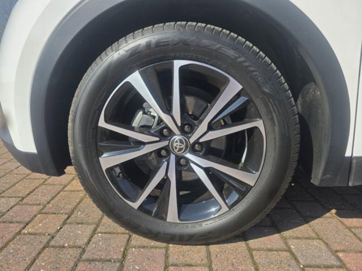 Toyota Toyota C-HR 1.8 hv Active eco fwd e-cvt (11)