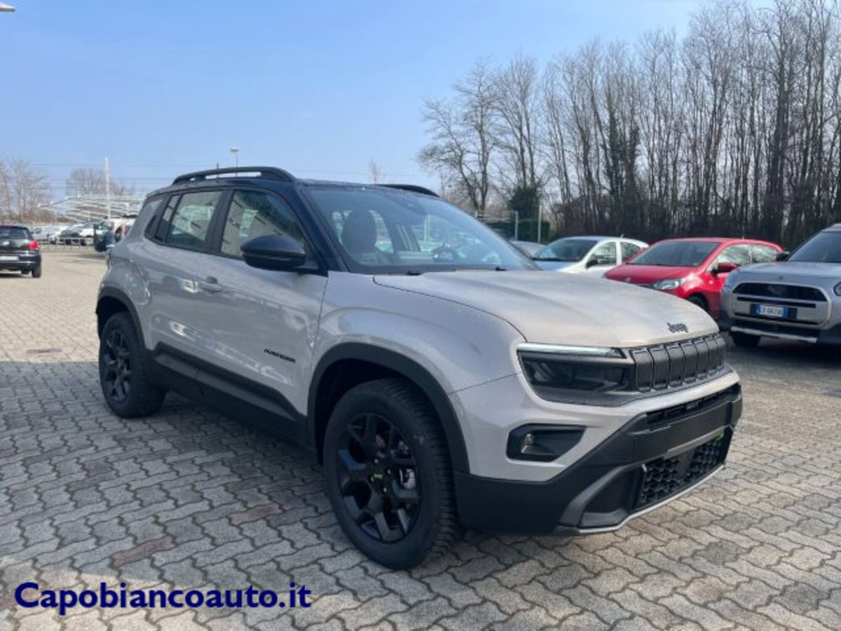 Jeep Avenger 1.2 turbo e-hybrid mhev Overland 4xe 145cv edct6 (3)