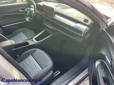 Jeep Avenger 1.2 turbo e-hybrid mhev Overland 4xe 145cv edct6 (8)