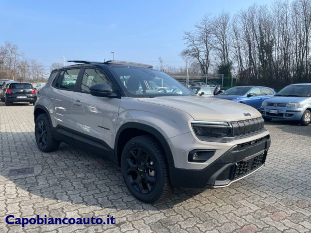 Jeep Avenger 1.2 turbo e-hybrid mhev Overland 4xe 145cv edct6 (3)