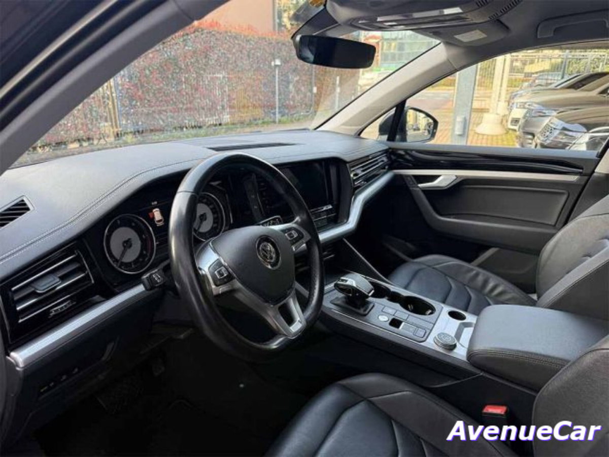 Volkswagen Touareg 3.0 V6 TDI SCR Black Style (10)