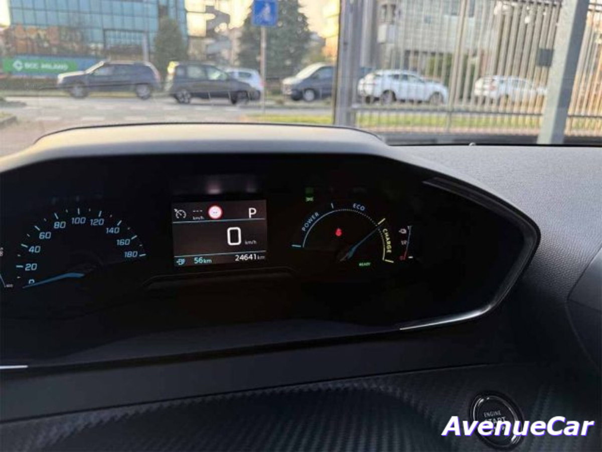 Peugeot 208 50 kWh Allure (13)
