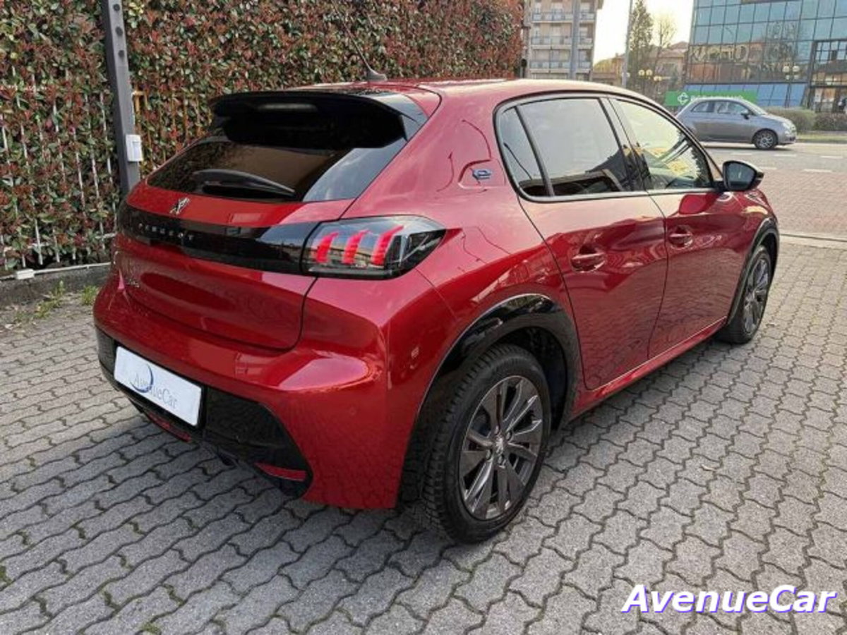 Peugeot 208 50 kWh Allure (5)