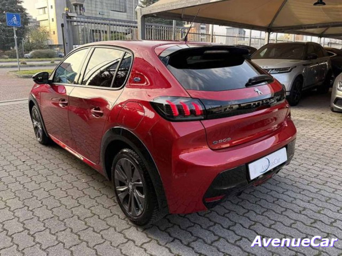 Peugeot 208 50 kWh Allure (7)